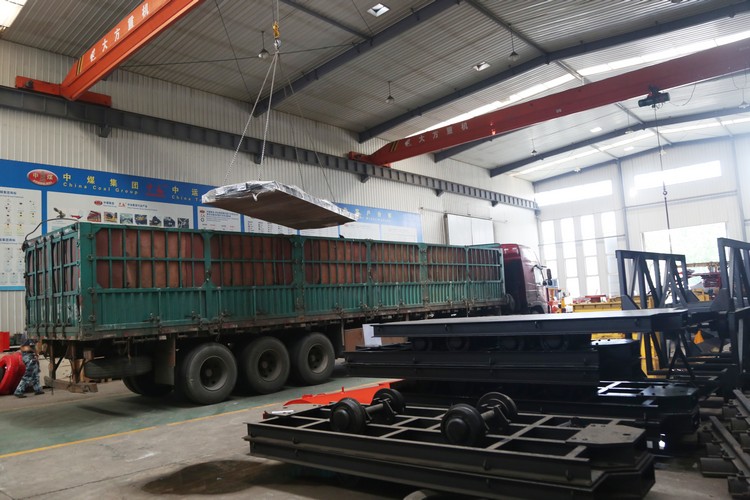 China Coal Group Sent Prop Pulling Winches And Flatbed Trucks To Qingdao Port